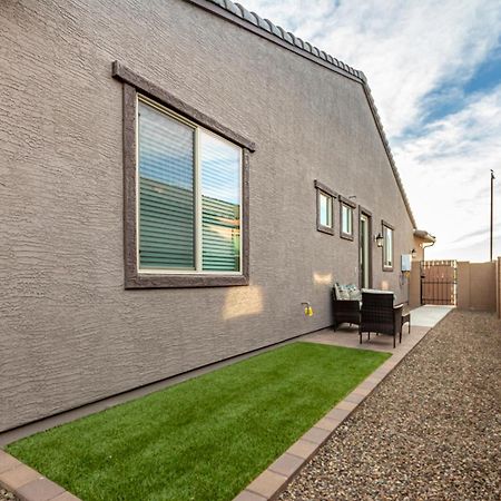 At Your Service - Modern Amenities, Urban Location, Sophisticated Style Phoenix Bagian luar foto